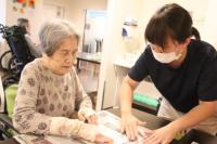 真剣な表情で・・素敵な作品ができますように・・